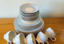 25 PIECE DOULTON BRUCE