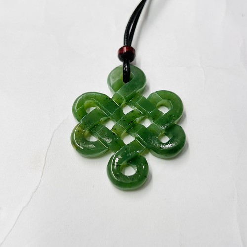 High grade natural nephrite - high,