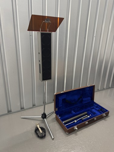 Microphone with speaker - microphone,