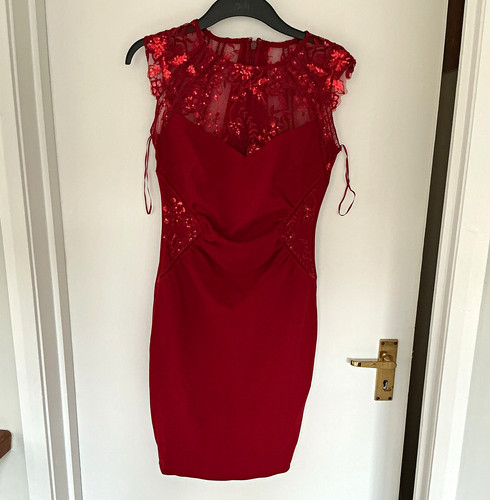 Lipsy london red sequin lace - red,