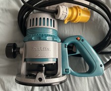 BNIB Makita 3601b 110v D Handle Router