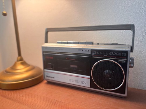 National 1822 silver - rx-1822, radio
