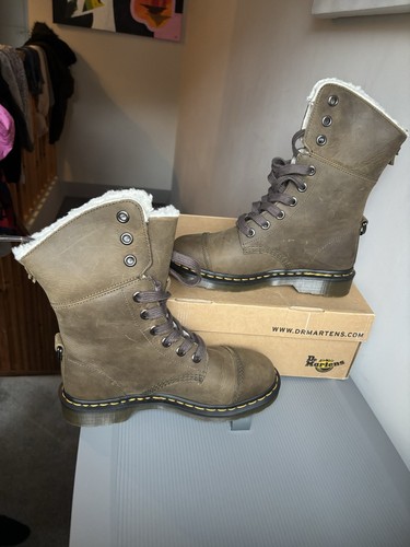 Martens triumph amilita - triumph,