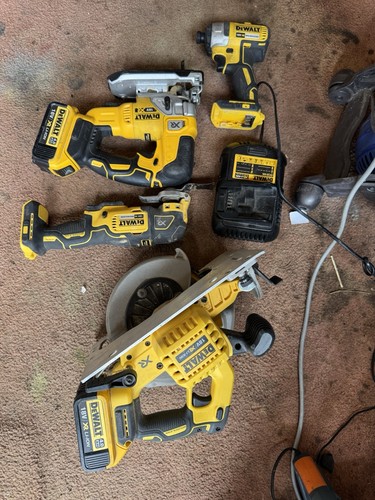 Dewalt 18v cordless jigsaw - dewalt,