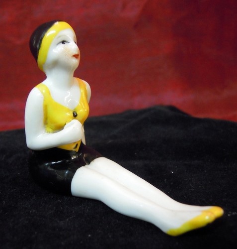Figurine bathing beauty sexy - bathing,
