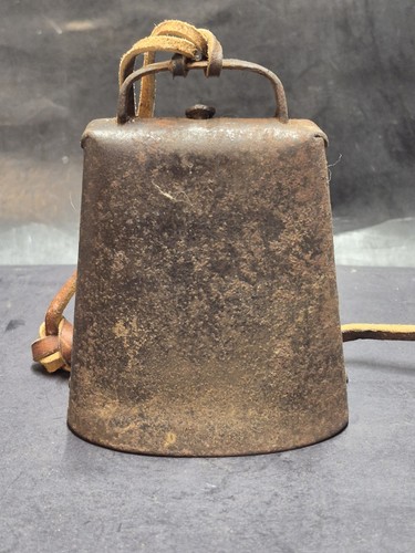 Primitive rustic cow bell - primitive, w/