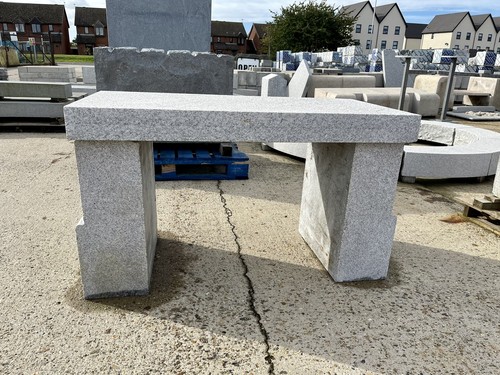 Stunning solid granite stone - solid,