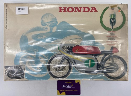 Honda 250cc cylinder - 250cc, 6
