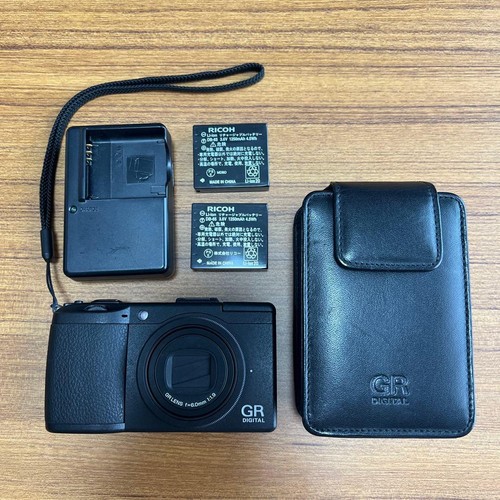 Ricoh digital iii compact - ricoh,