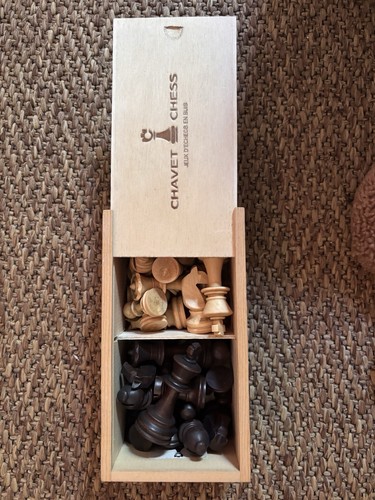 Chavet chess set with lovely - chess,
