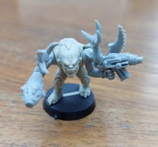 Genestealer Hybrid Figure