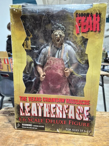 Mezco cinema fear - cinema,