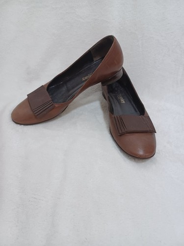 Russell bromley brown - &,
