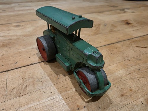 Vintage dinky toys - dinky,