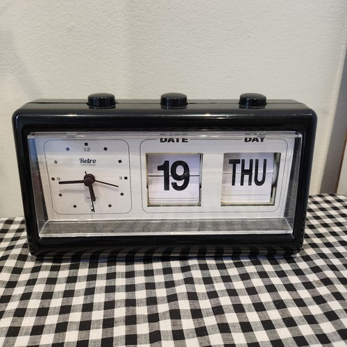 Retro vintage flip calendar - retro,