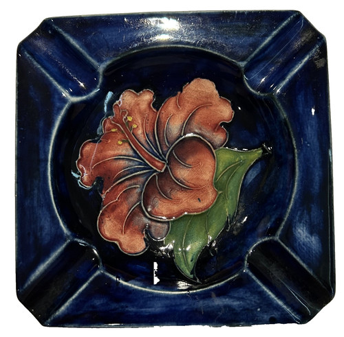 Moorcroft vintage hibiscus - vintage,