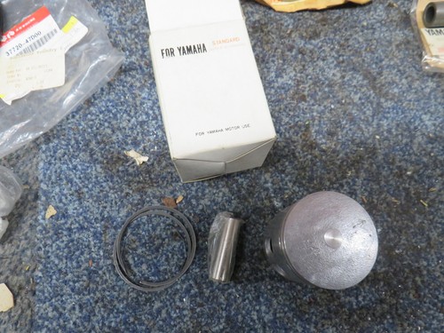 Yamaha rd80 dt80 piston kit - yamaha,