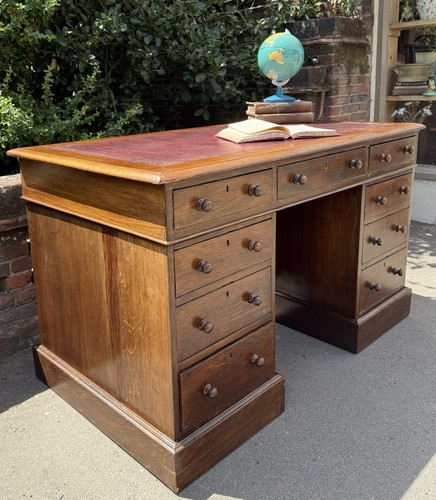 Victorian twin pedestal - twin,