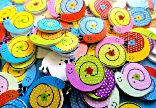 Large random colour - large, snail