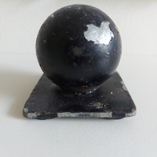 VINTAGE CAST IRON GARDEN GATE