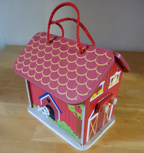 Wooden barn carry case playset - barn,