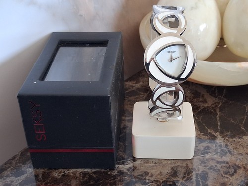 Ladies sekonda seksy watch - ladies,