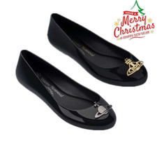 New Women Vivienne Space Love