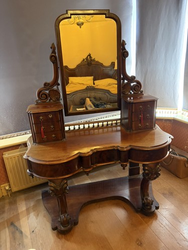 Antique victorian duchess - victorian,