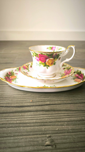 Royal albert old country roses - albert,