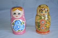 2 x Vintage Wooden Russian Matryoshka Nesting Doll Babushka 1 x5 & 1 x 6