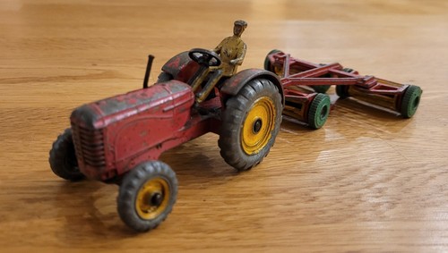 1954 dinky toys 300 - no,