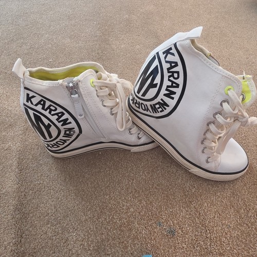 Dkny logo hidden wedge - wedge, white