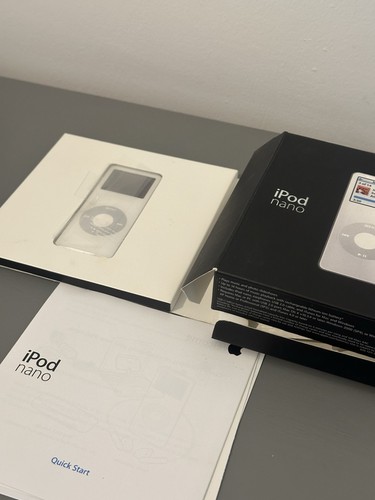Apple ipod nano 1st - apple,