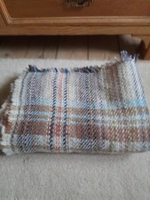 WELSH WOOL BLANKET 40 X 60 INCHES.EXCELLENT CONDITION