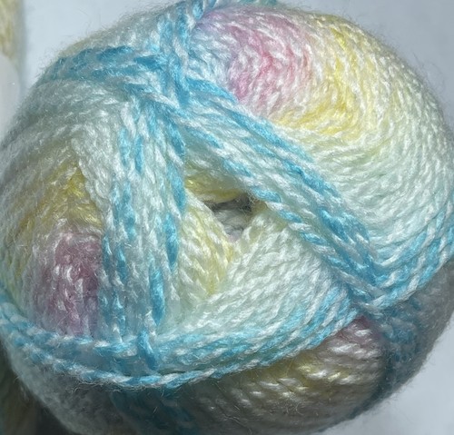 Job lot knitting yarn - wool, 300
