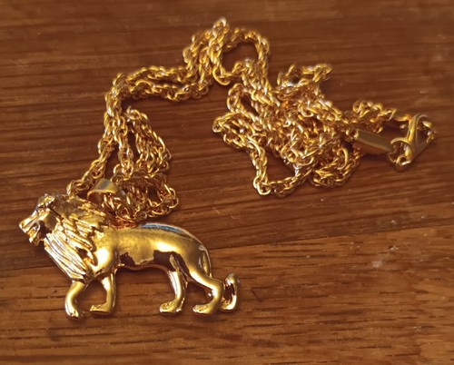 Betsey johnson lion - betsey,