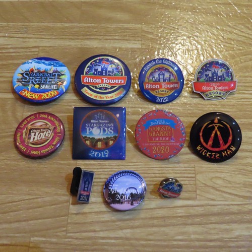 Alton towers staff pin badge - alton,