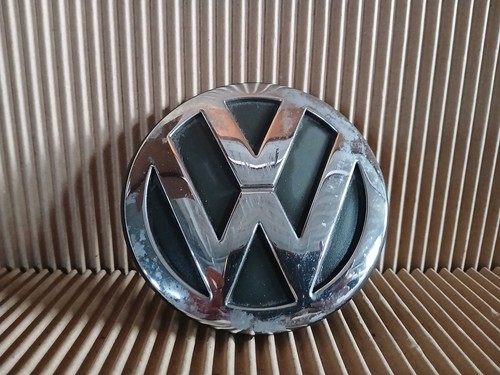 Volkswagen badge emblem - volkswagen,