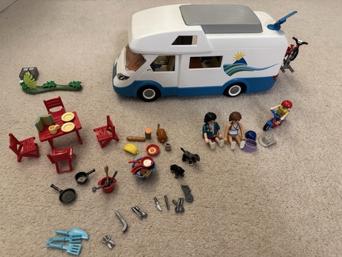 Playmobile camper van - camper,