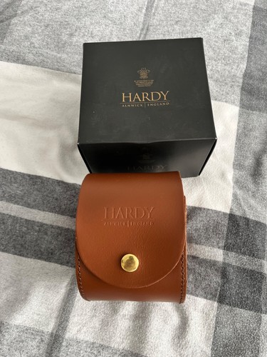 Hardy tan round - round, leather