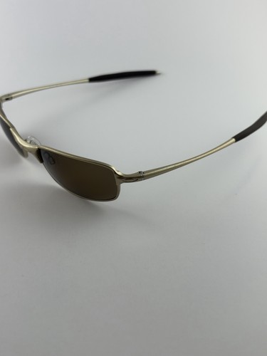 Oakley square wire 0 - square,