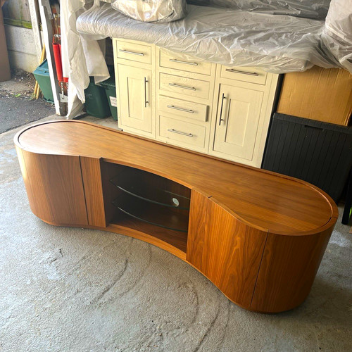Tom schneider kidney shaped - schneider,