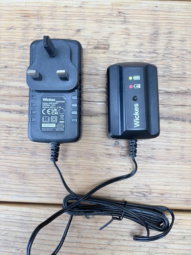 Wickes 1forall 18v fast 5a - fast, 1.5a