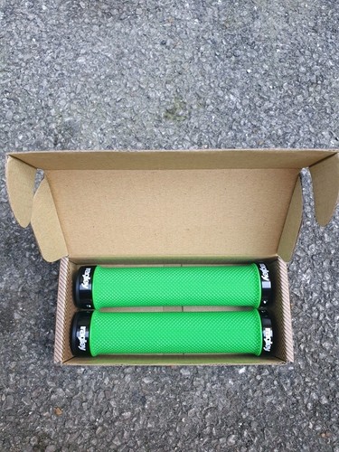 Ragley green lock grips - green, on