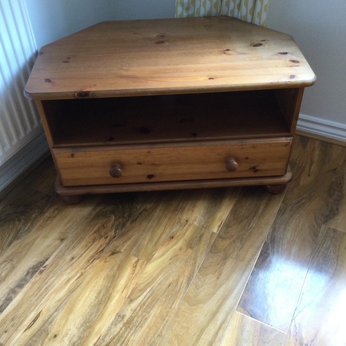 Next corner stand - stand, with