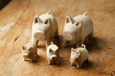 Set of 5 Handcarved Natural Wooden Pig Family Large Little Decorative Craft Gift