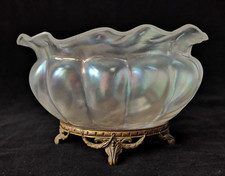 Art Nouveau Walsh Oval