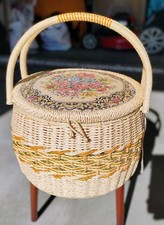 Vintage Singer Wicker Sewing Basket Stool With Floral Tapestry Lid