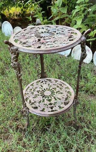 Vtg tier cast iron - tier,