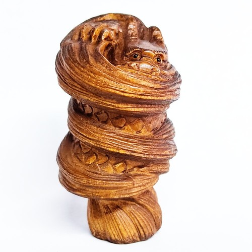 M8295 hand carved boxwood - m8295,